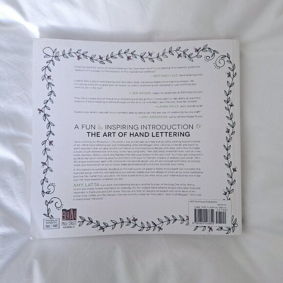 Hand Lettering for Relaxation, by Amy Latta (BOOK) - Picture 4 of 4